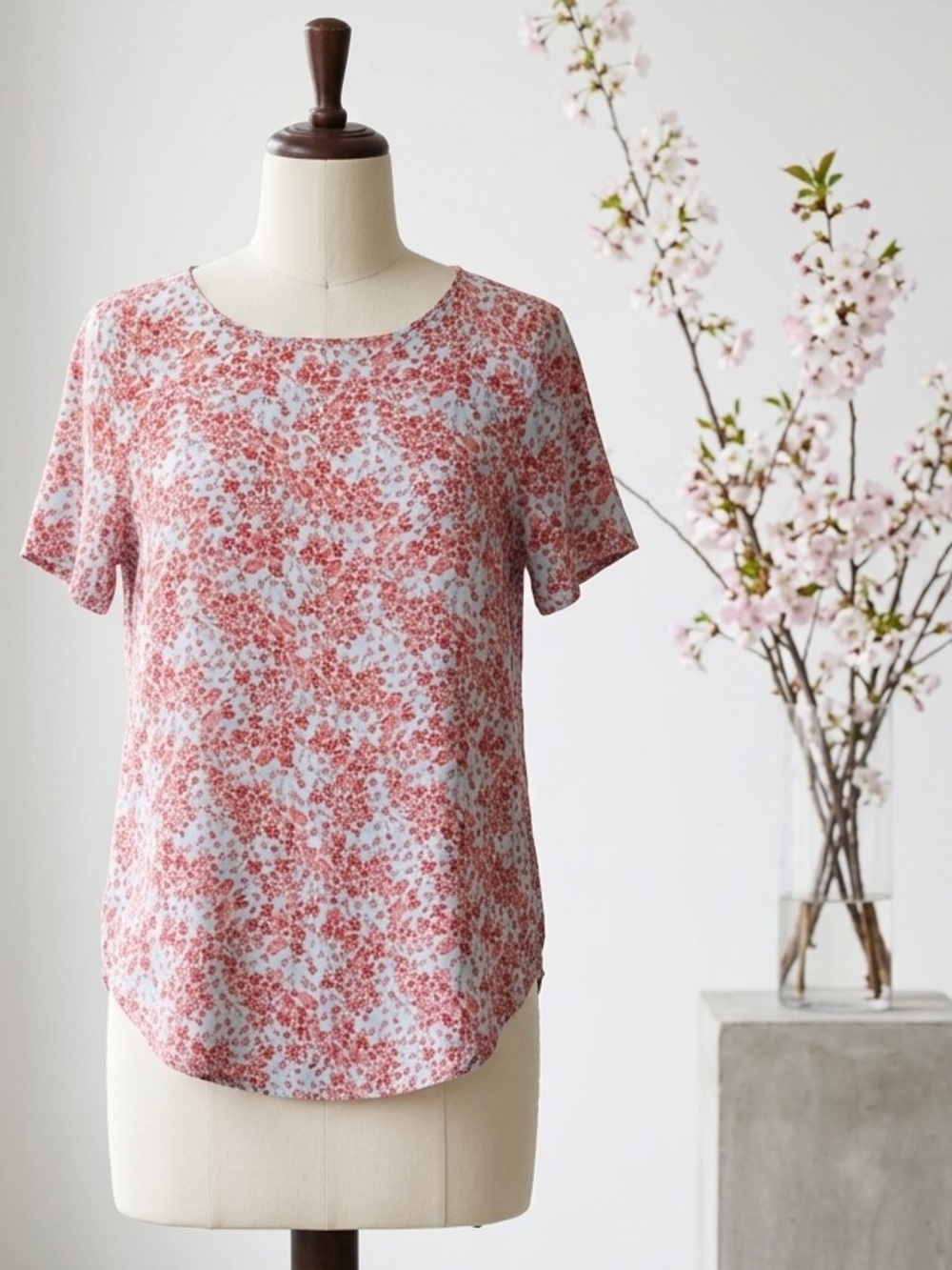 H&M| Pink & Blue Floral Blossoms Silky Short Sleeve Lightweight Blouse Sz 6